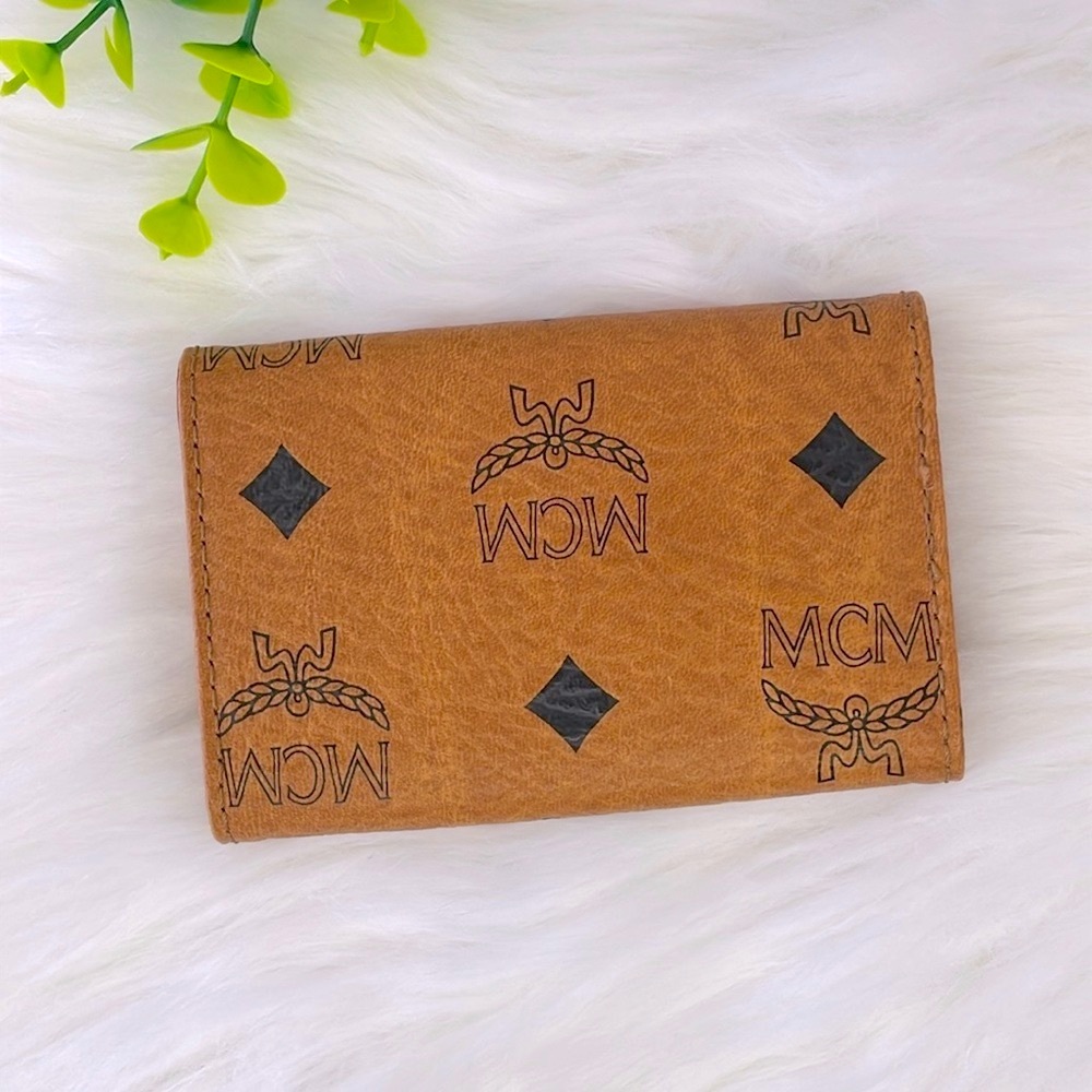 MCM Visetos 4 Key Holder - Picture 3 of 12